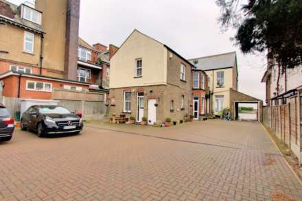 Chalkwell Esplanade, Westcliff On Sea, Image 3