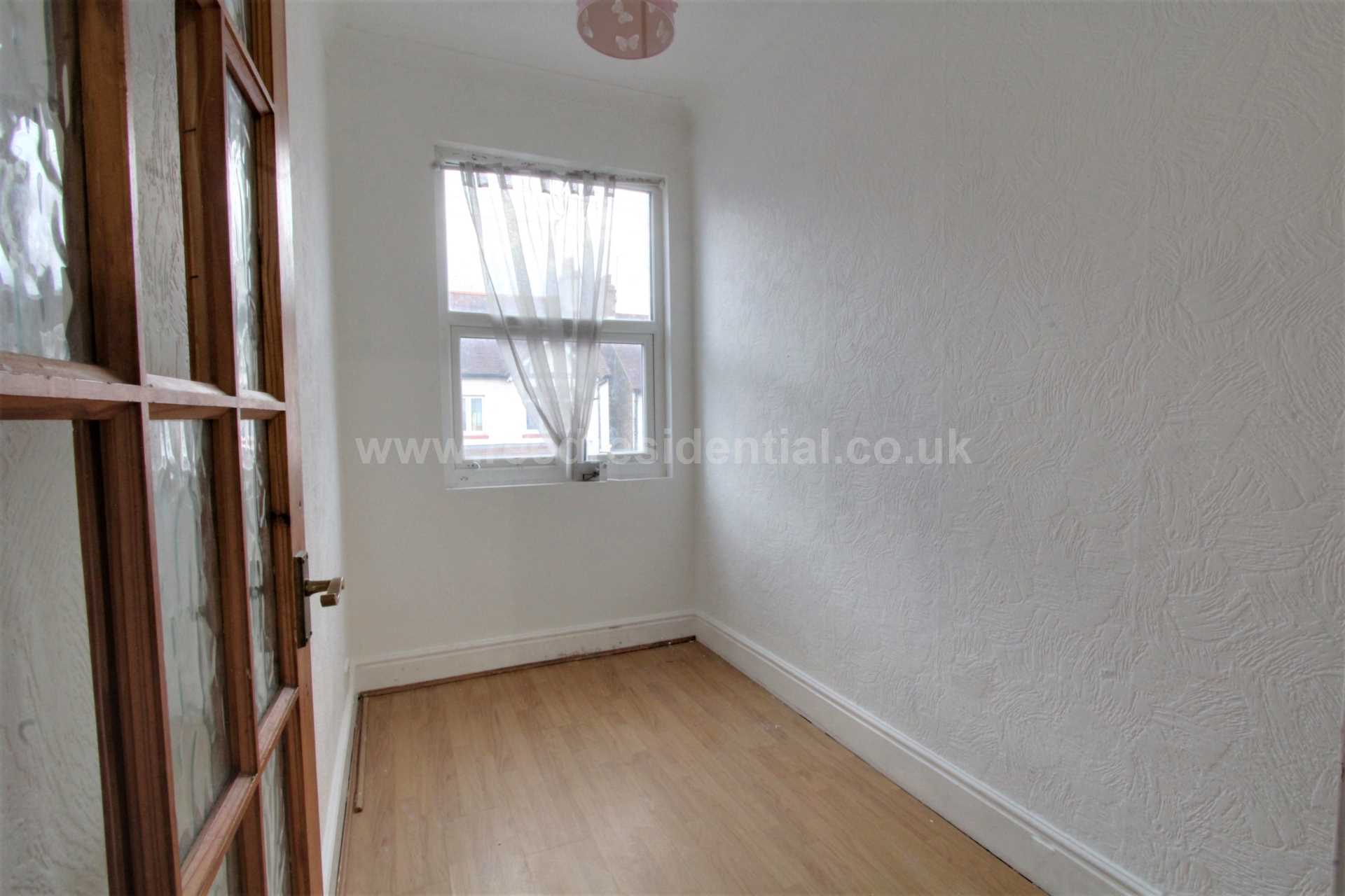 Wenham Drive, Westcliff On Sea, Image 6