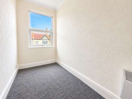 Wenham Drive, Westcliff On Sea, Image 9