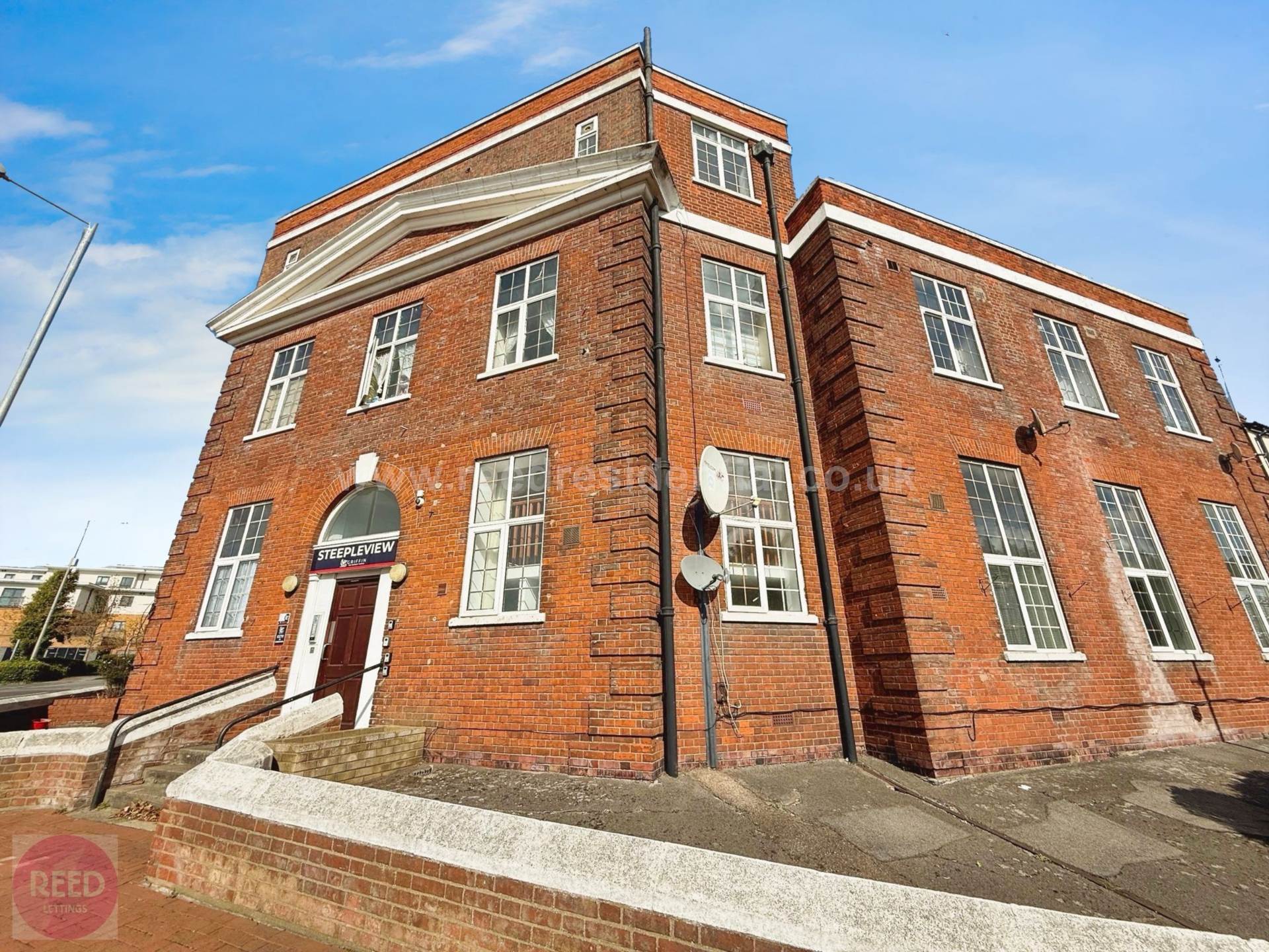 London Road, Grays, Image 2