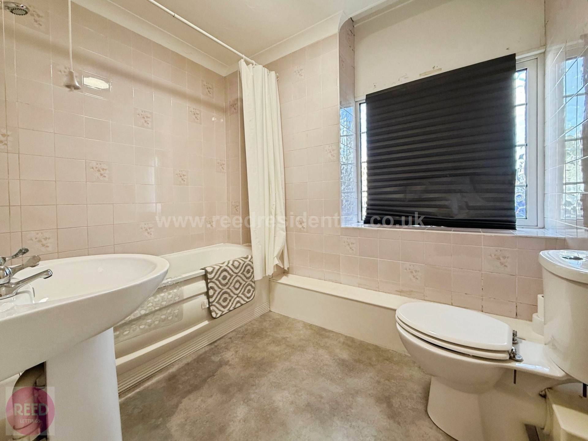 London Road, Grays, Image 8