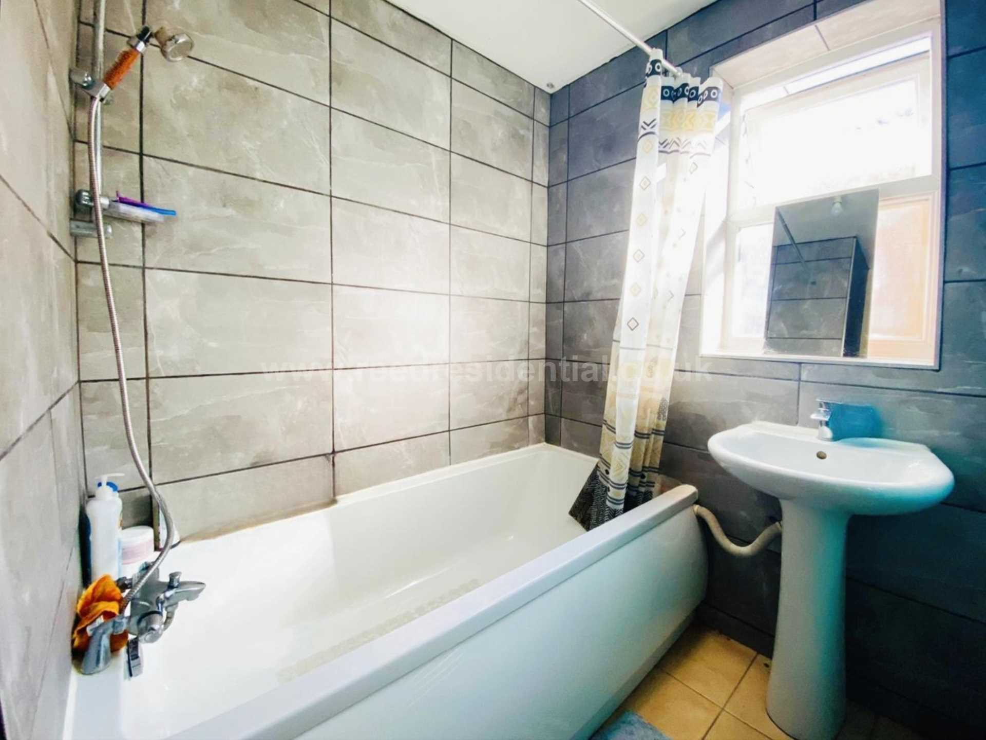 Britannia Lodge, Westcliff On Sea, Image 6
