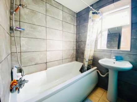 Britannia Lodge, Westcliff On Sea, Image 6