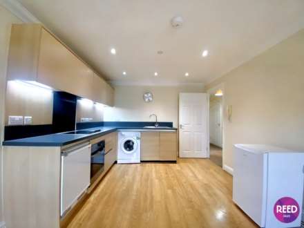 Riverbreeze Court, Ferry Road, Hullbridge, Image 10