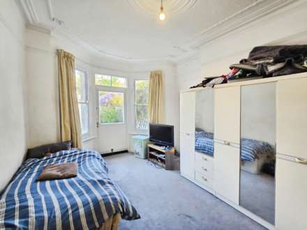 Elderton Road, Westcliff On Sea, Image 6