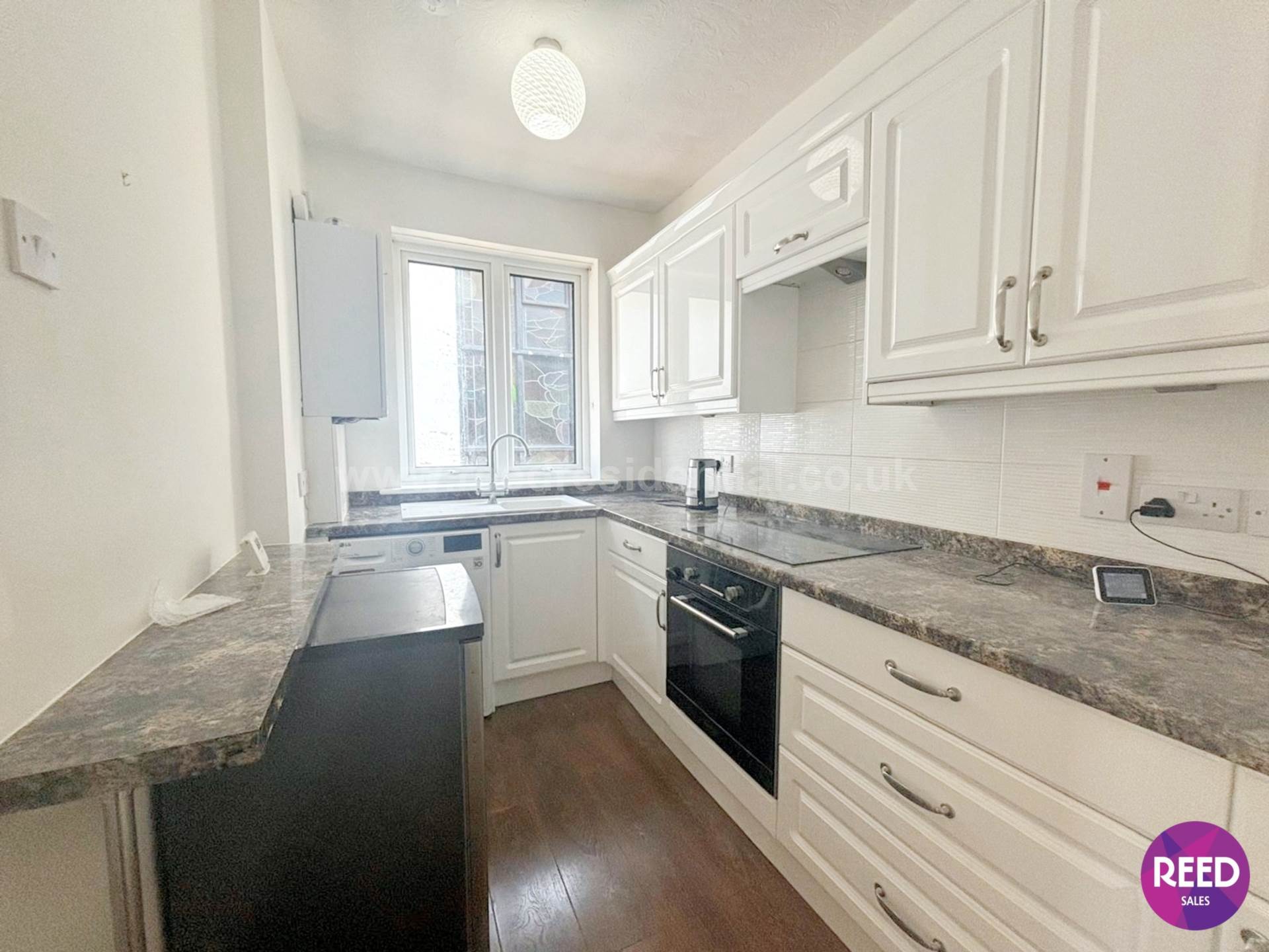 Canewdon Road, Westcliff On Sea, Image 4