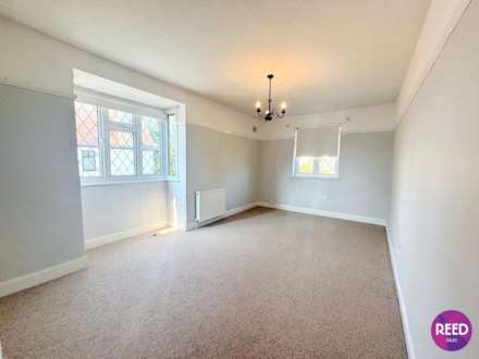 Canewdon Road, Westcliff On Sea, Image 15