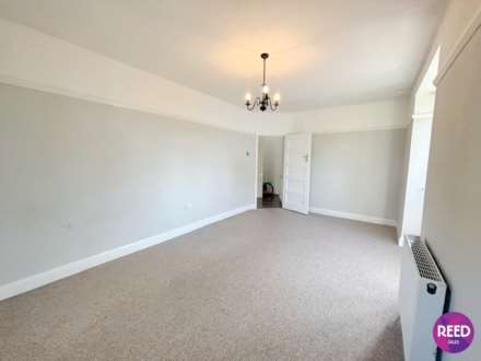 Canewdon Road, Westcliff On Sea, Image 16