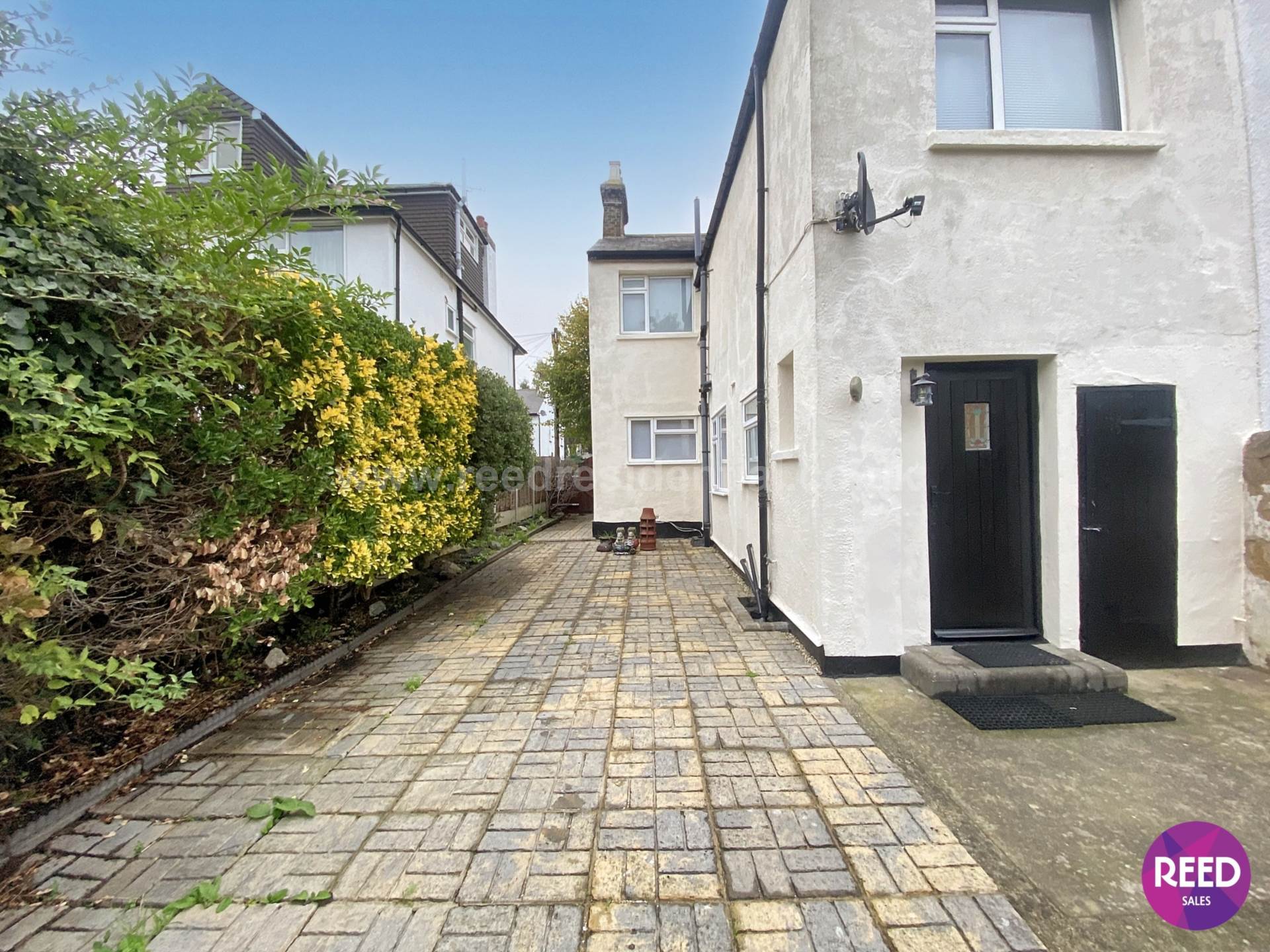 St Johns Road, Westcliff On Sea, Image 10