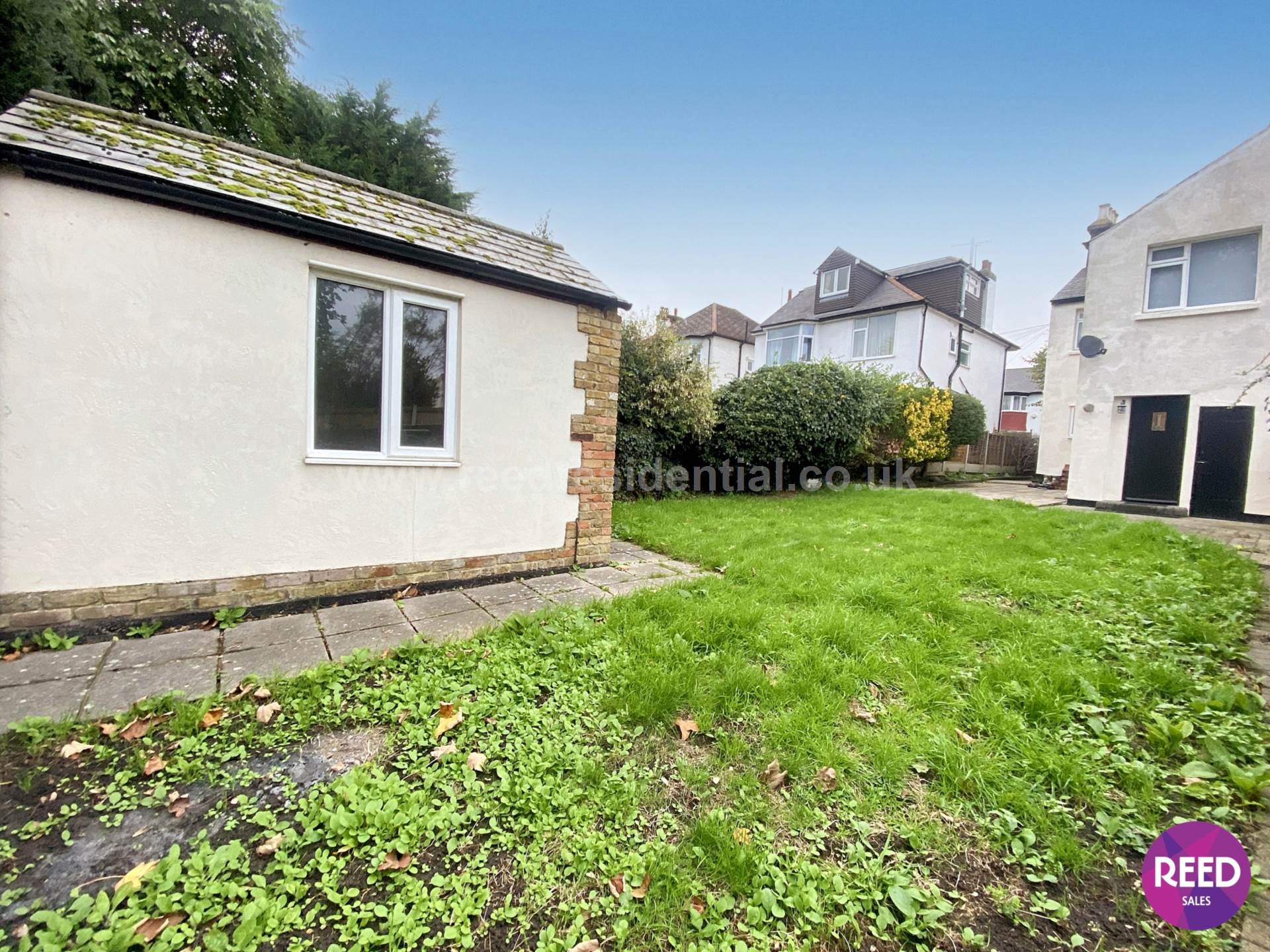 St Johns Road, Westcliff On Sea, Image 4