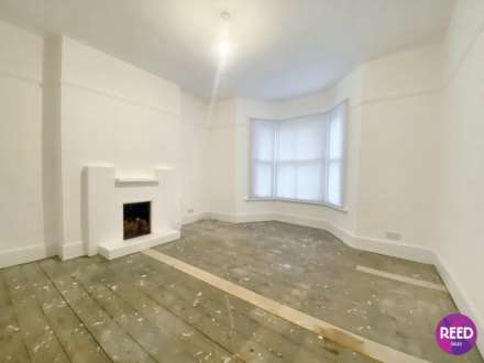 St Johns Road, Westcliff On Sea, Image 18