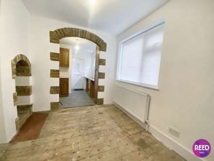 St Johns Road, Westcliff On Sea, Image 5