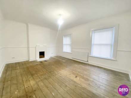 St Johns Road, Westcliff On Sea, Image 8