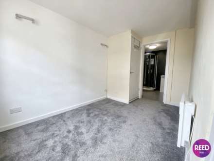 South Ave, Southend On Sea, Image 17