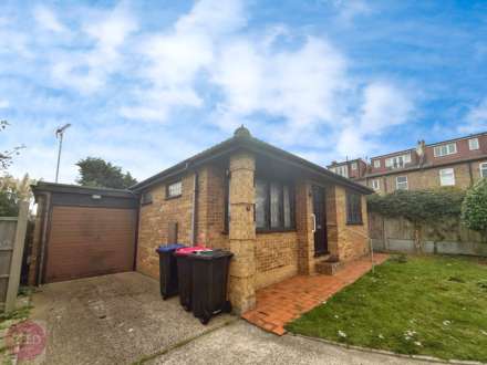 Kingsway Mews, Westcliff On Sea, Image 2