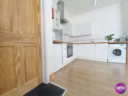 Preston Road, Westcliff, Image 5