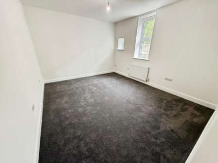 Seaview Apartments Genesta Road, Westcliff On Sea, Image 11
