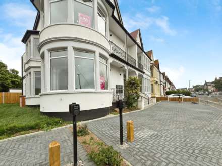 Seaview Apartments Genesta Road, Westcliff On Sea, Image 2