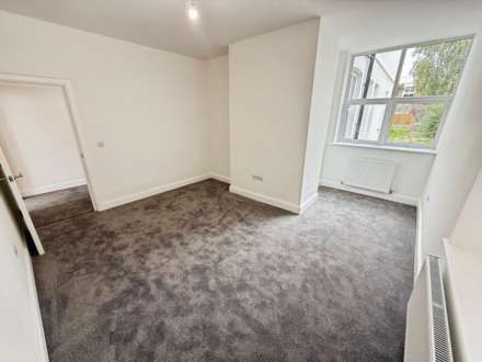 Seaview Apartments Genesta Road, Westcliff On Sea, Image 9