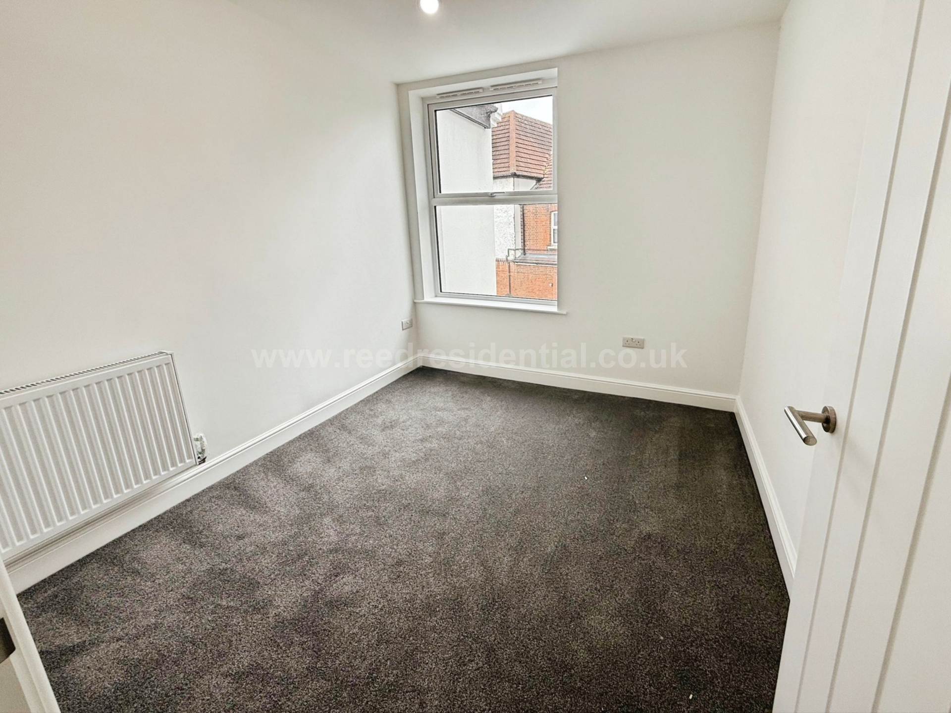 Seaview Apartments Genesta Road, Westcliff On Sea, Image 10
