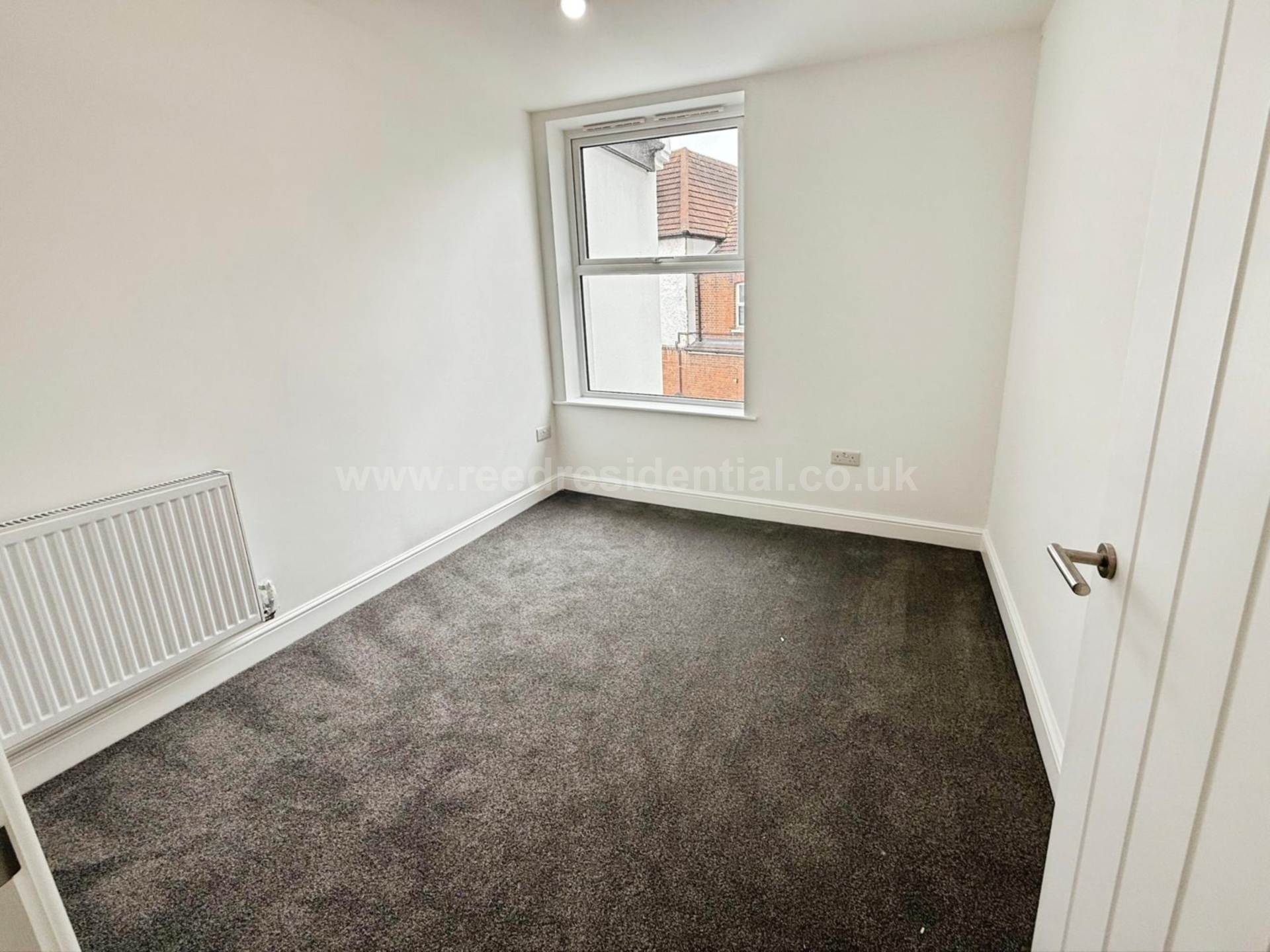 Seaview Apartments Genesta Road, Westcliff On Sea, Image 11