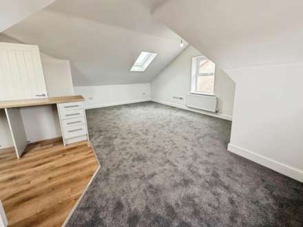 Seaview Apartments Genesta Road, Westcliff On Sea, Image 4