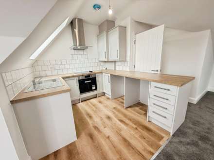 Seaview Apartments Genesta Road, Westcliff On Sea, Image 5