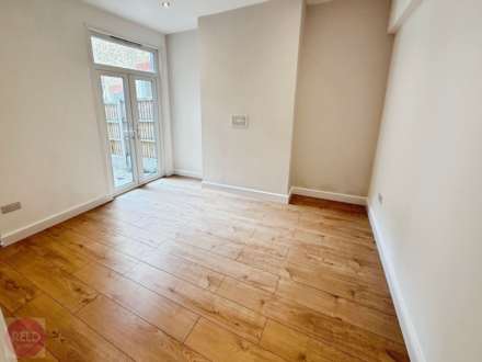 West Road, Westcliff On Sea, Image 14