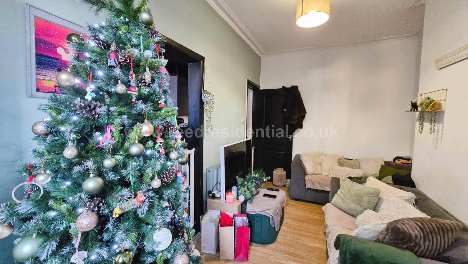 Hilldaville Drive, Westcliff On Sea, Image 3