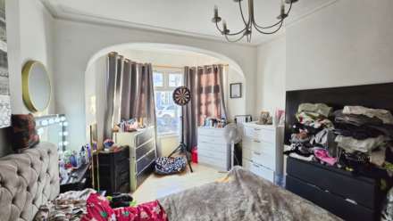 Hilldaville Drive, Westcliff On Sea, Image 6