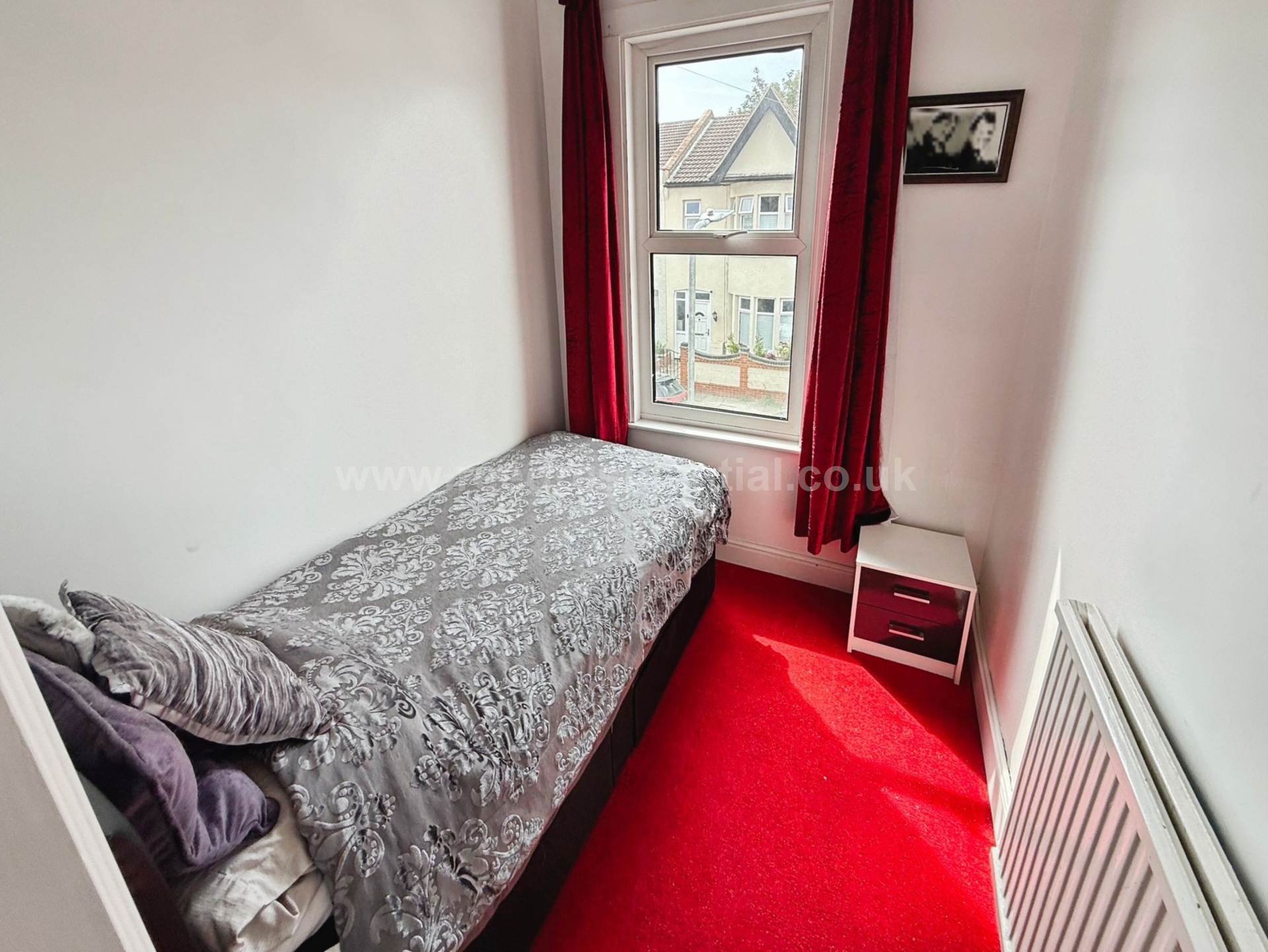 Brightwell Ave, Westcliff On Sea, Image 20