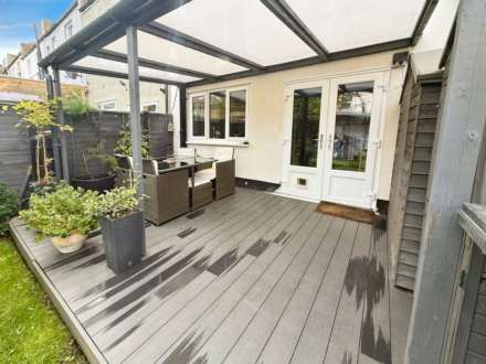 Brightwell Ave, Westcliff On Sea, Image 2