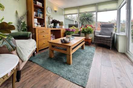 Eastwoodbury Crescent, Southend On Sea, Image 5