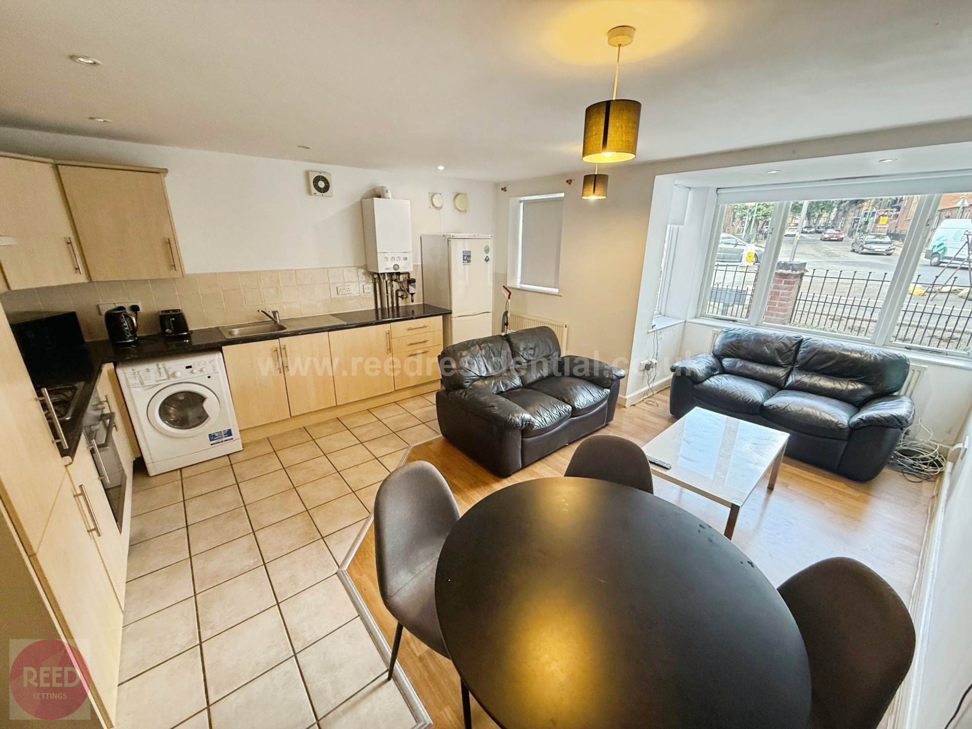 Castle Boulevard, Lenton, England, Image 2