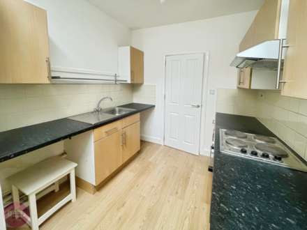Westborough Road, Westcliff On Sea, Image 6