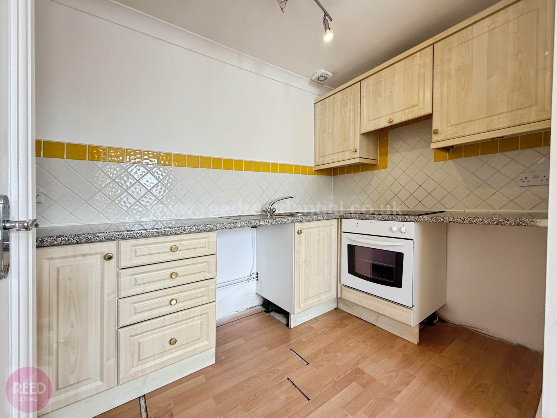 Milton View House ,London Road, Westcliff On Sea, Image 3