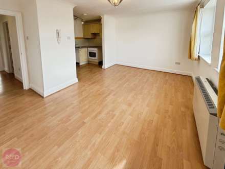 Milton View House ,London Road, Westcliff On Sea, Image 2