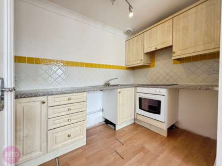 Milton View House ,London Road, Westcliff On Sea, Image 3