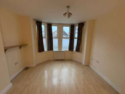 Standown Avenue, Westcliff On Sea, Image 3