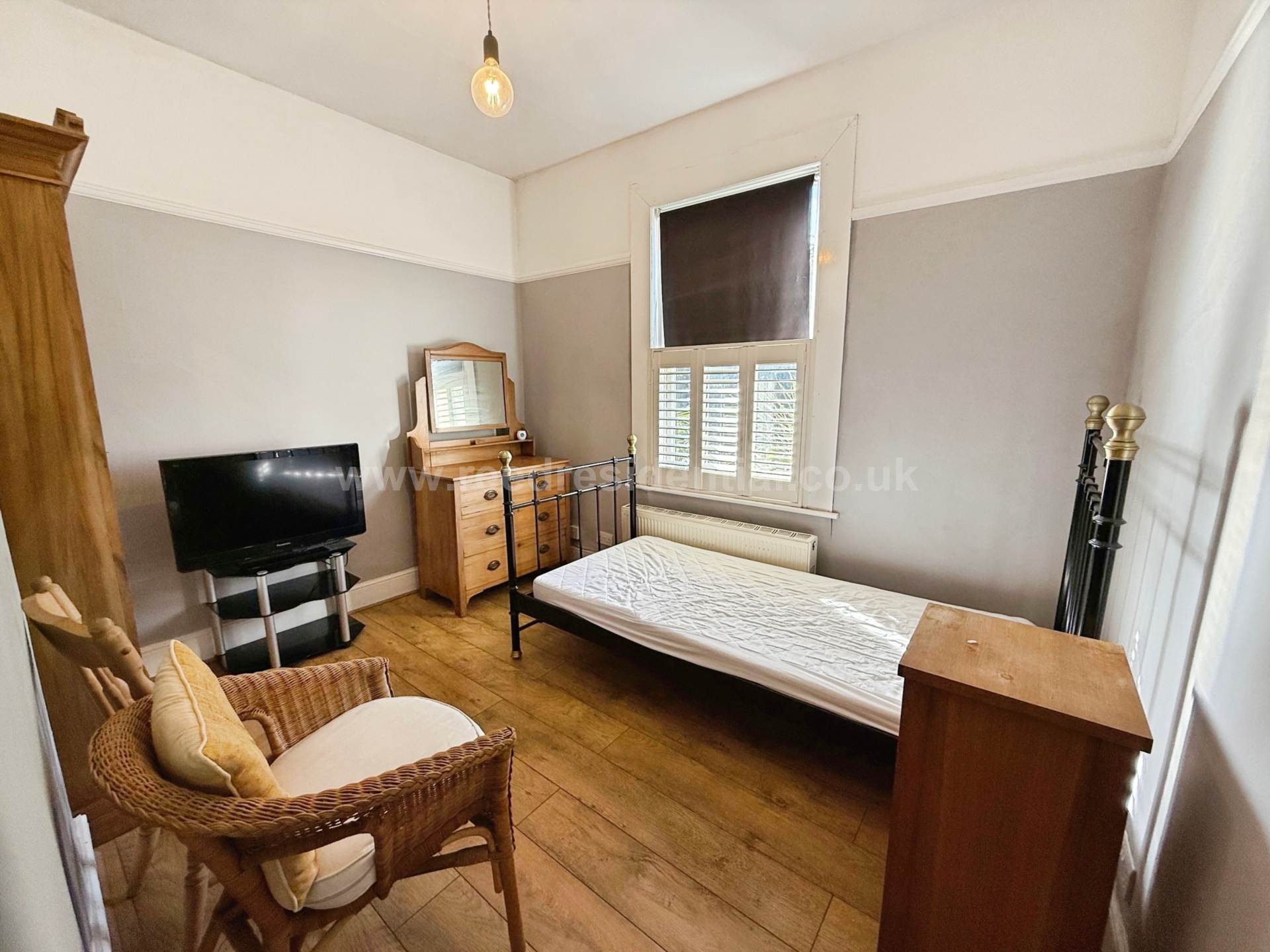 Burdett Avenue, Westcliff On Sea, Image 13