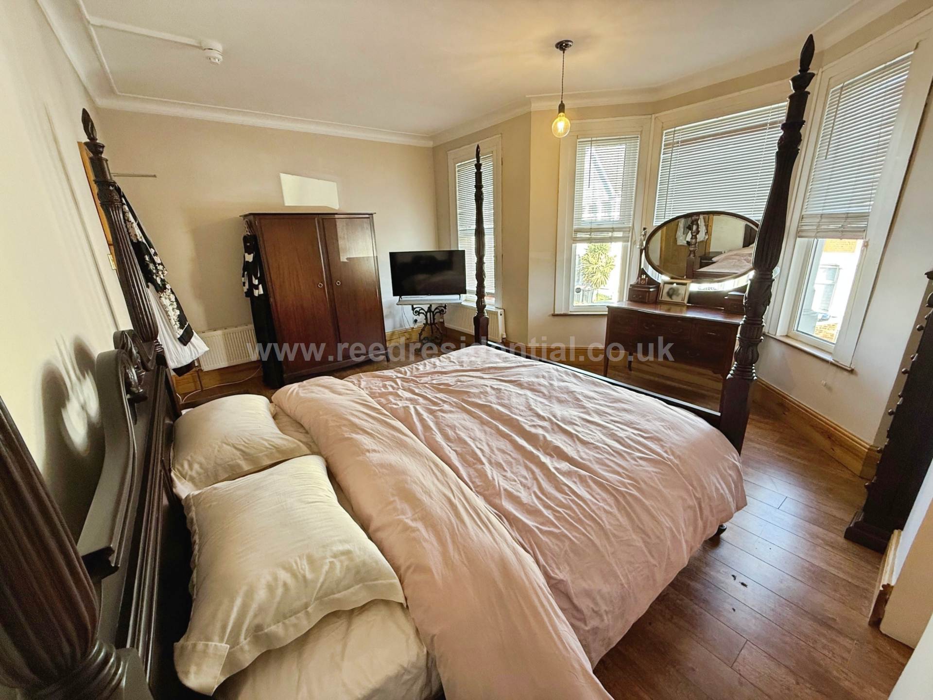 Burdett Avenue, Westcliff On Sea, Image 6
