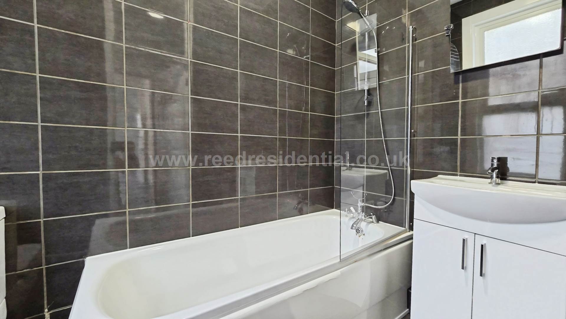 Albion Road, Westcliff On Sea, Image 7