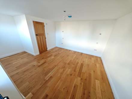 West Road, Westcliff On Sea, Image 6