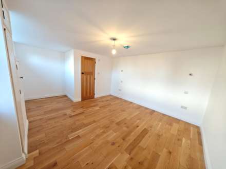 West Road, Westcliff On Sea, Image 7