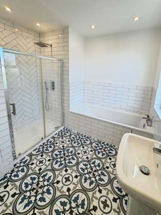 Leighton Avenue, Leigh On Sea, Image 12