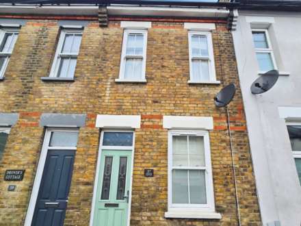 Oakleigh Avenue, Southend On Sea, Image 10