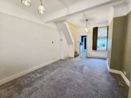 Oakleigh Avenue, Southend On Sea, Image 4