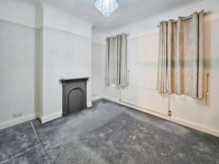 Oakleigh Avenue, Southend On Sea, Image 6