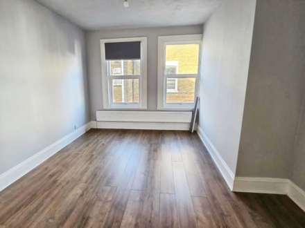 Elderton Road, Westcliff On Sea, Image 5