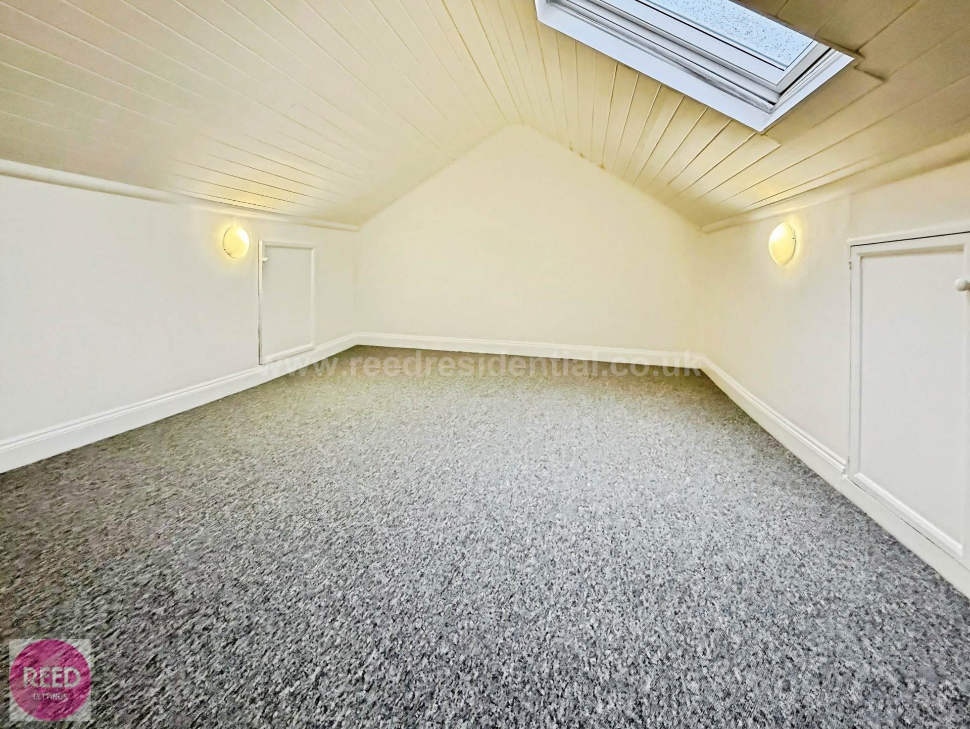 Brightwell Avenue, Westcliff On Sea, Image 2